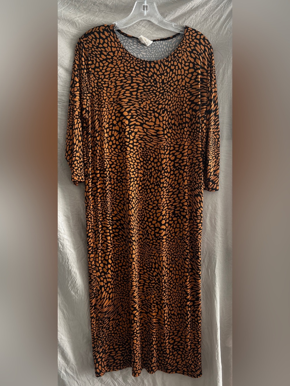 Relaxed Dress in Black and Rust Print